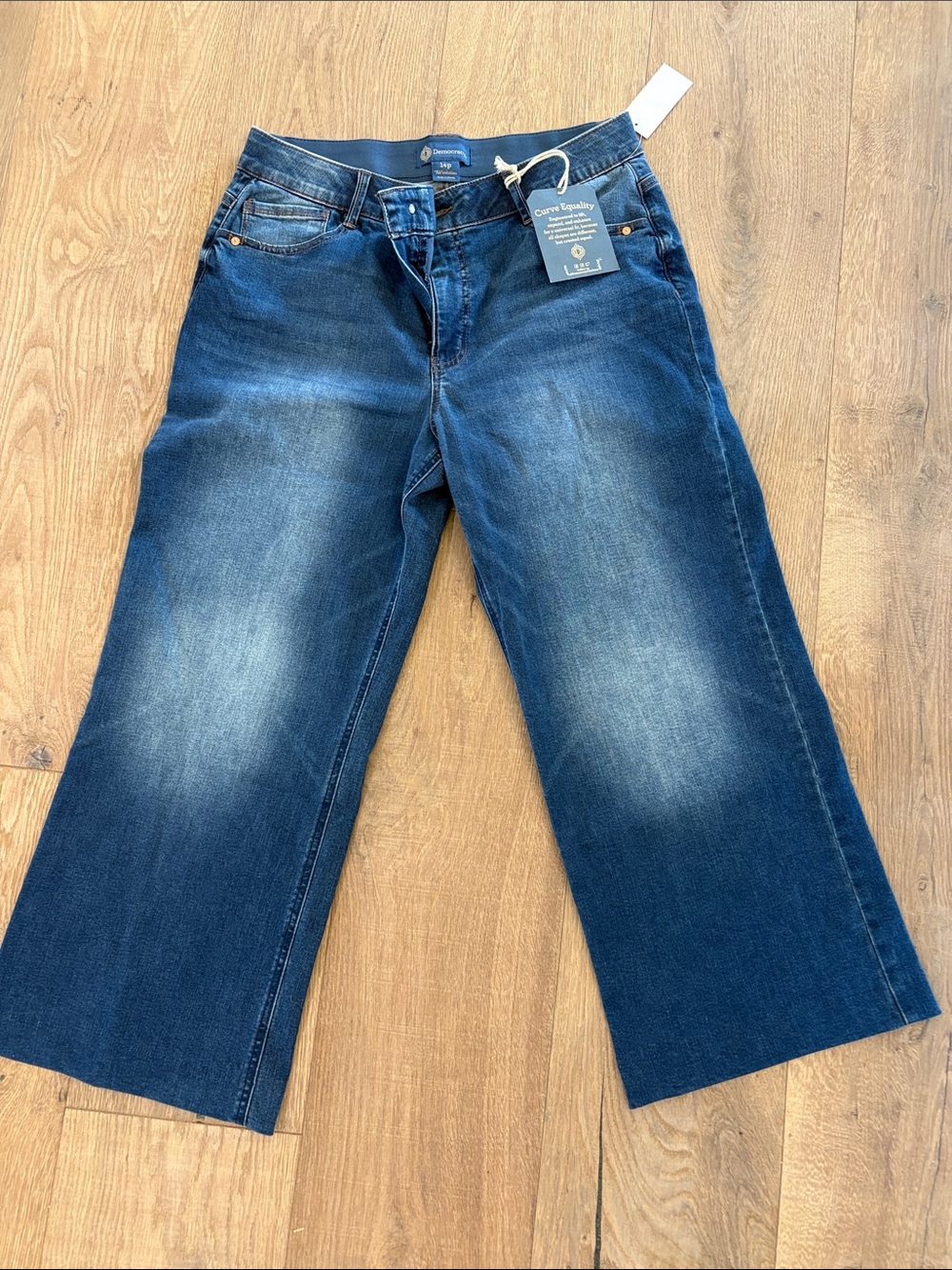 Democracy Blue Curvy Jeans